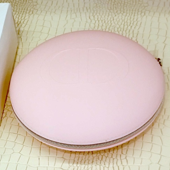New DIOR GWP Silicone Trousse Glow Pouch Makeup/Coin/Headphone Bag. - Picture 1 of 10